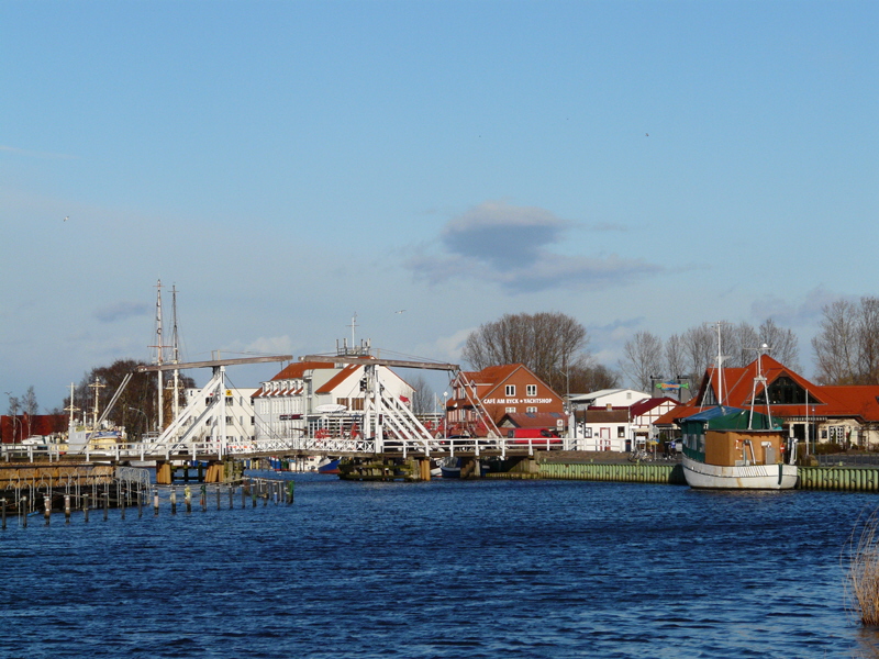 Holzklappbrücke Greifswald-Wieck